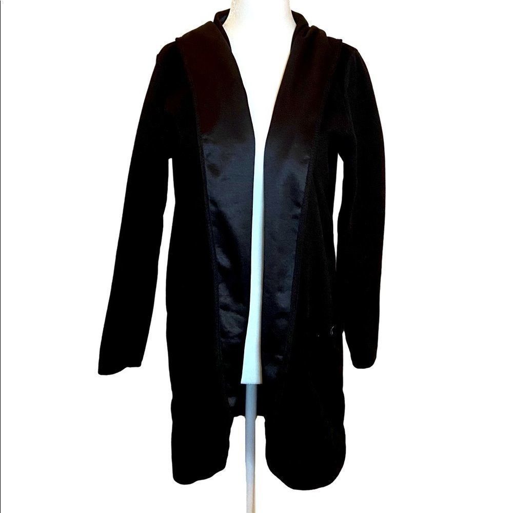 Vicabo dressy or casual sweater black